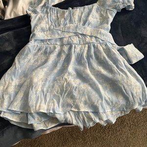 Romper ties in the back